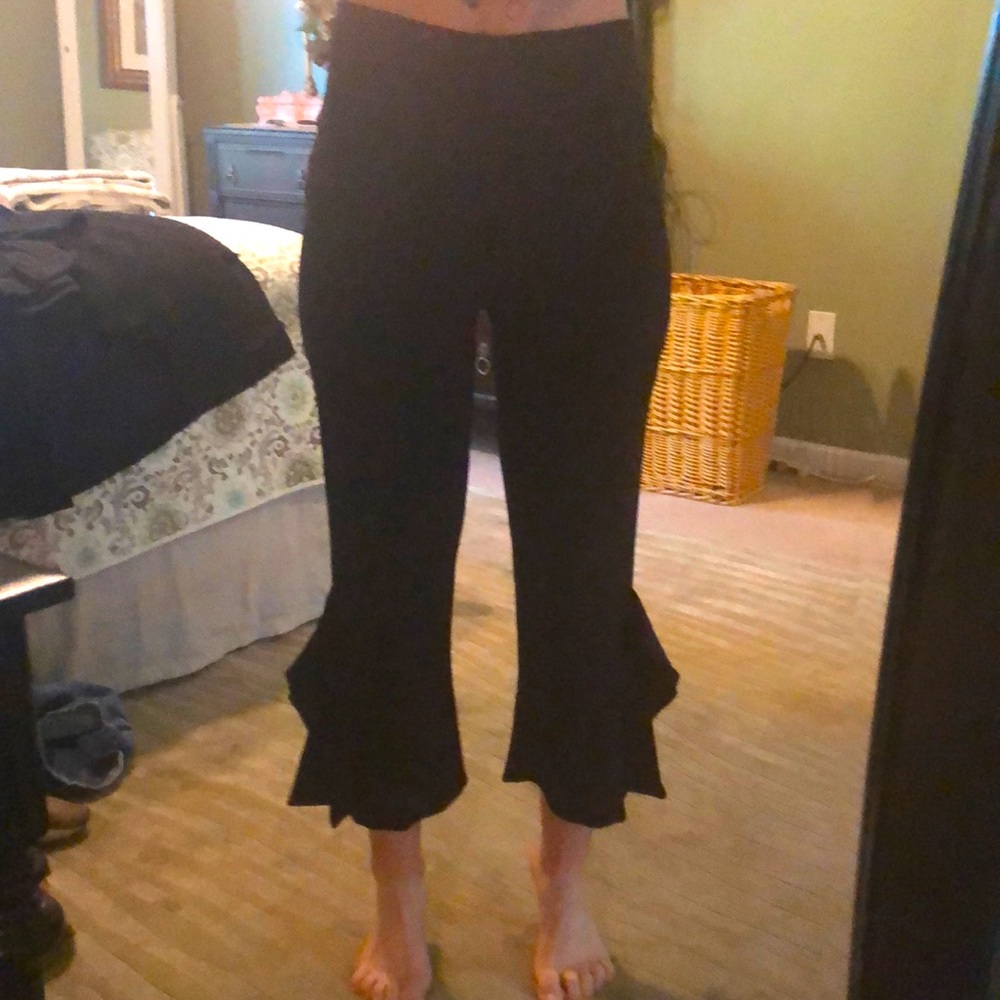 Zara cropped black pants